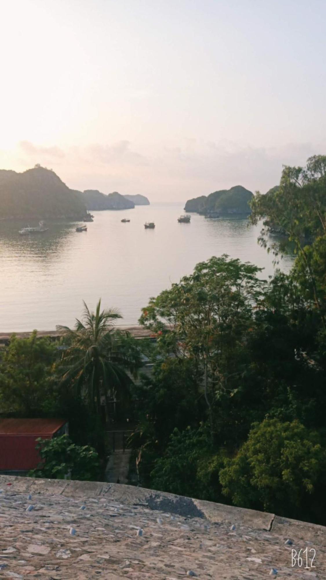 Cat Ba Victory Hostel Dong Khe Sau Bagian luar foto