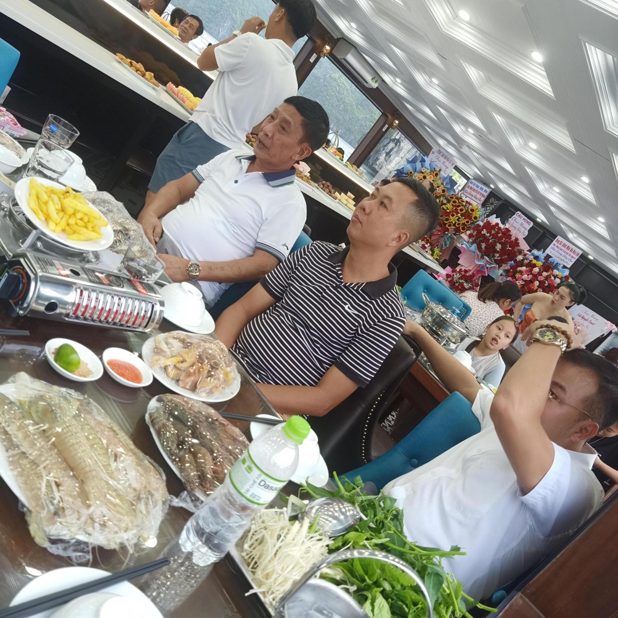 Cat Ba Victory Hostel Dong Khe Sau Bagian luar foto